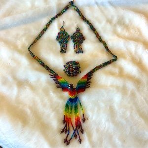 Beautiful handmade set of beaded jewelry. New!